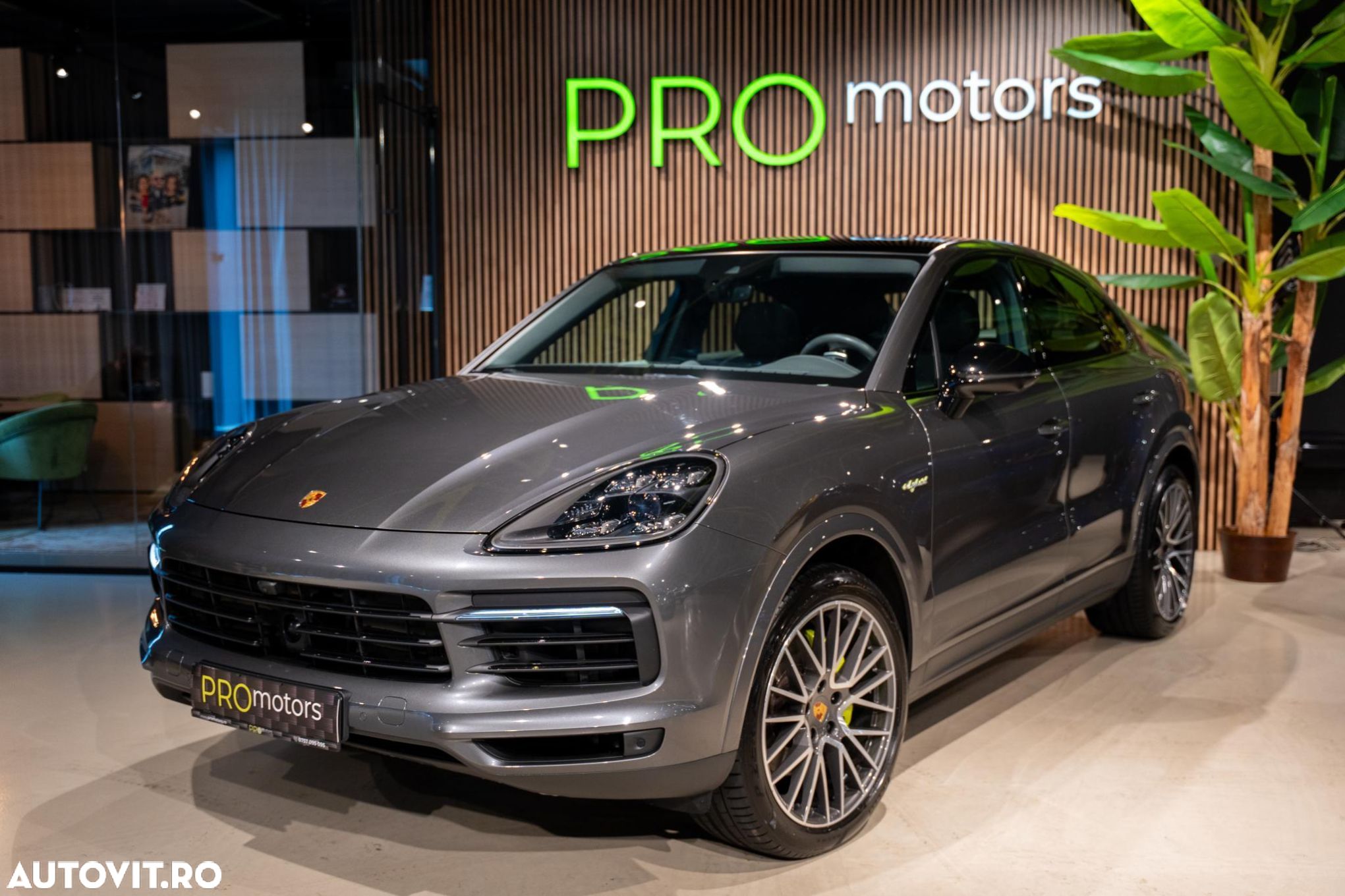 Porsche Cayenne Coupe - 1