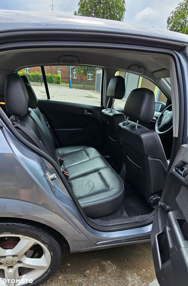 Opel Astra 2.0 Turbo Edition - 7