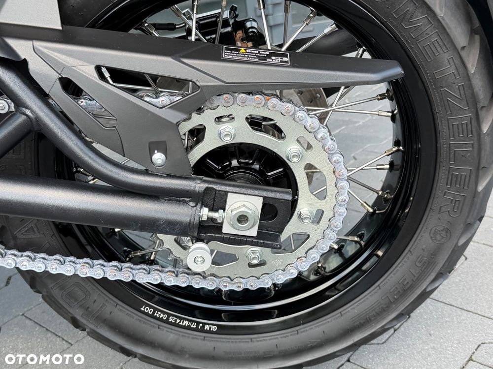 Benelli TRK 502X - 31