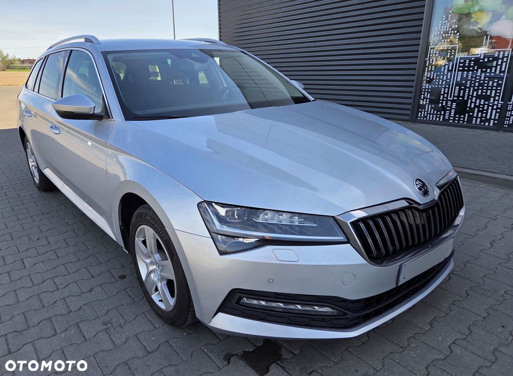 Skoda Superb 2.0 TDI SCR Ambition DSG - 1