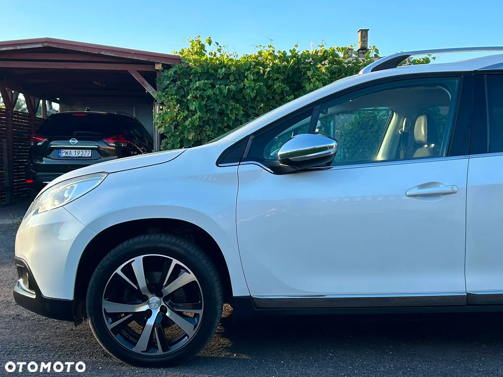 Peugeot 2008 e-HDi FAP 115 STOP & START Allure - 16