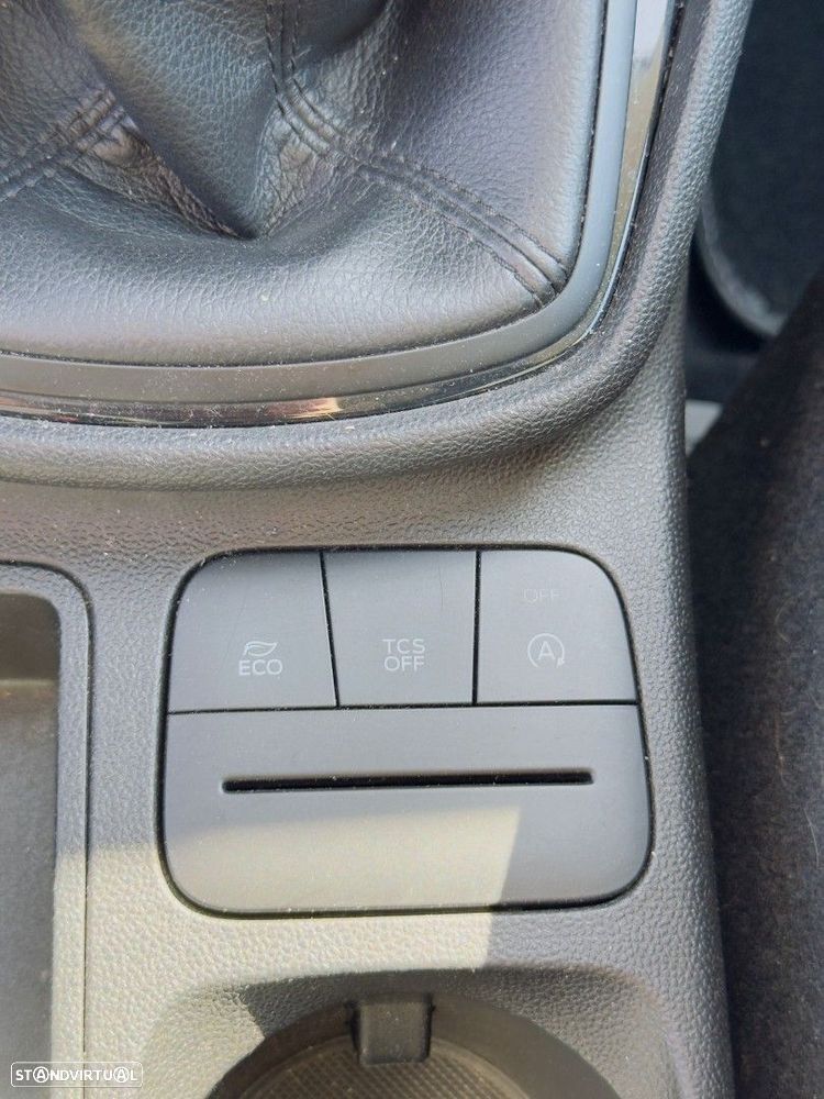 Ford Fiesta 1.1 Ti-VCT Business - 20