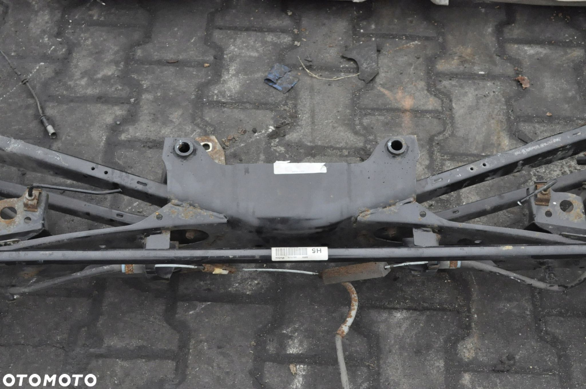 MINI F56 ZAWIESZENIE BELKA TYŁ SANKI + ZACISKI - 3