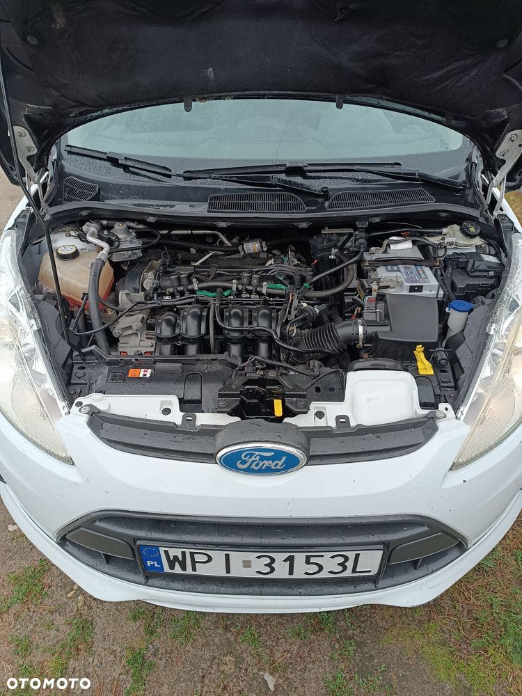 Ford Fiesta - 8