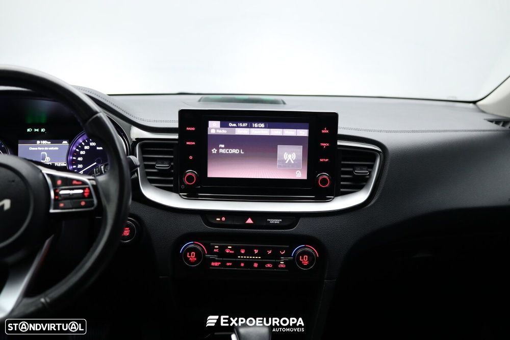 Kia XCeed 1.6 GDi PHEV Drive - 14