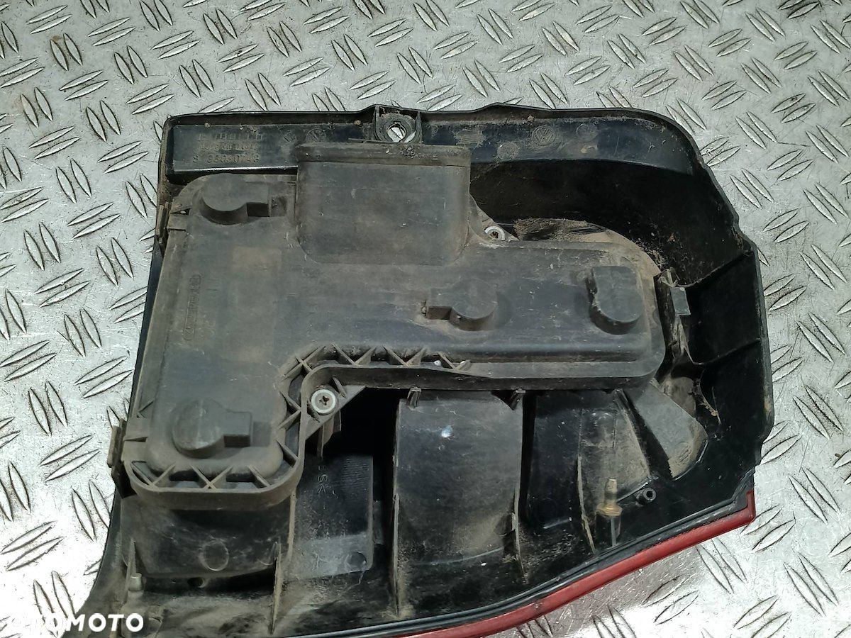 LAMPA TYLNA LEWA VW LUPO 6X09451110 HATCHBACK - 3