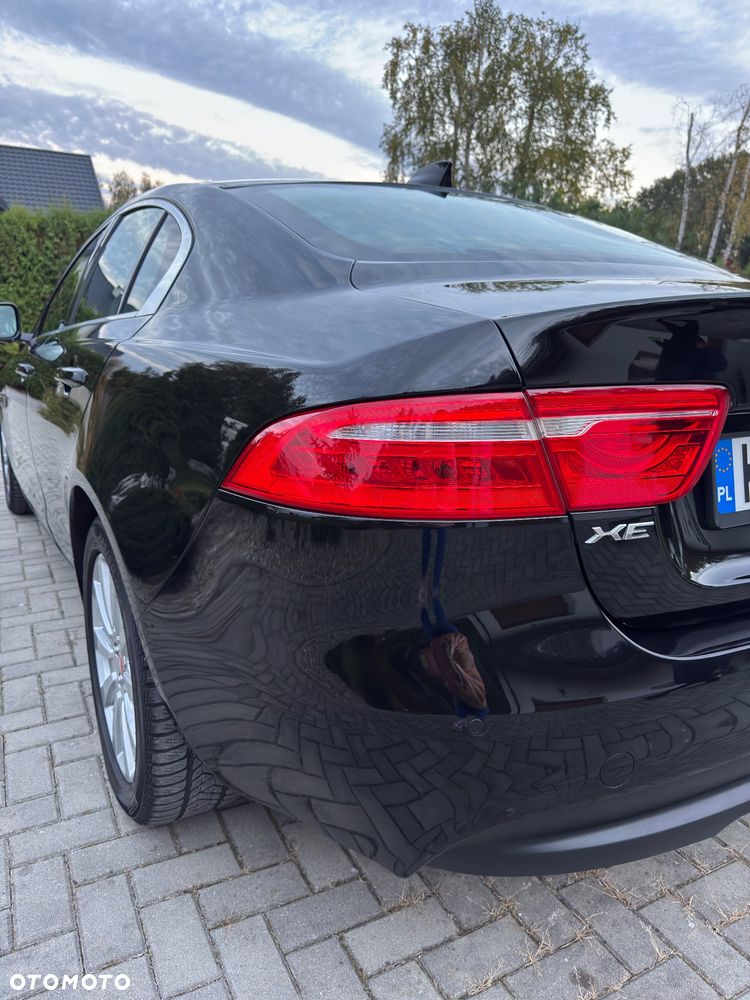 Jaguar XE - 34