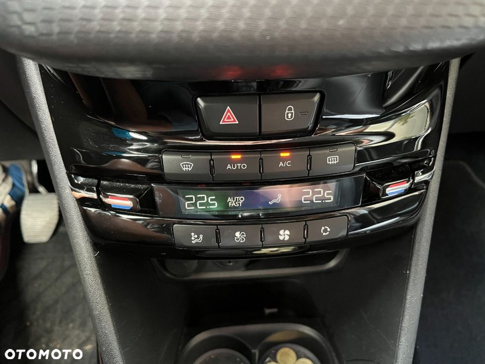 Peugeot 2008 1.6 BlueHDi Allure - 15