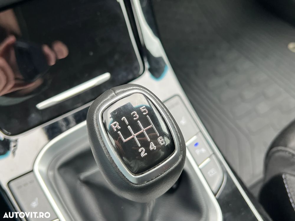 Hyundai i30 1.5 T-GDI 140CP M/T MHEV Highway - 19