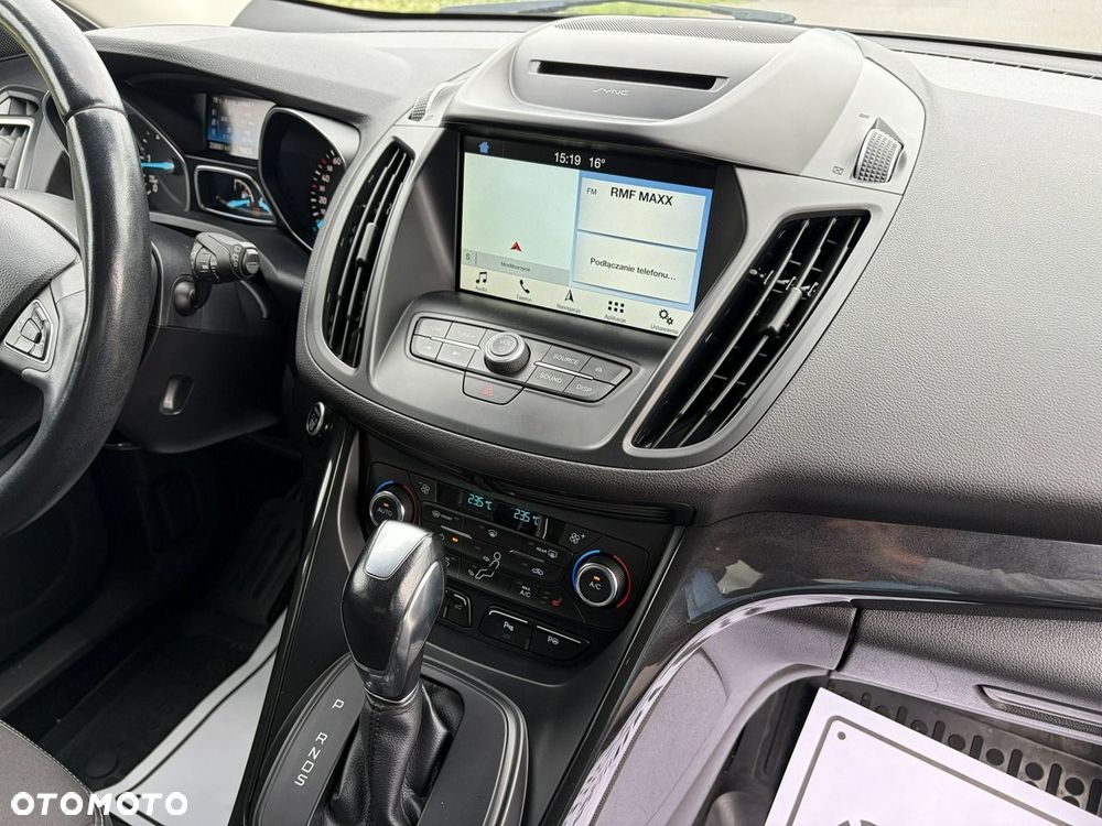 Ford Kuga - 11