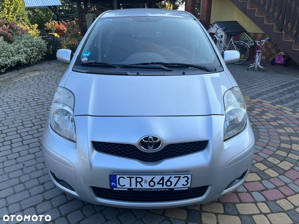 Toyota Yaris - 2