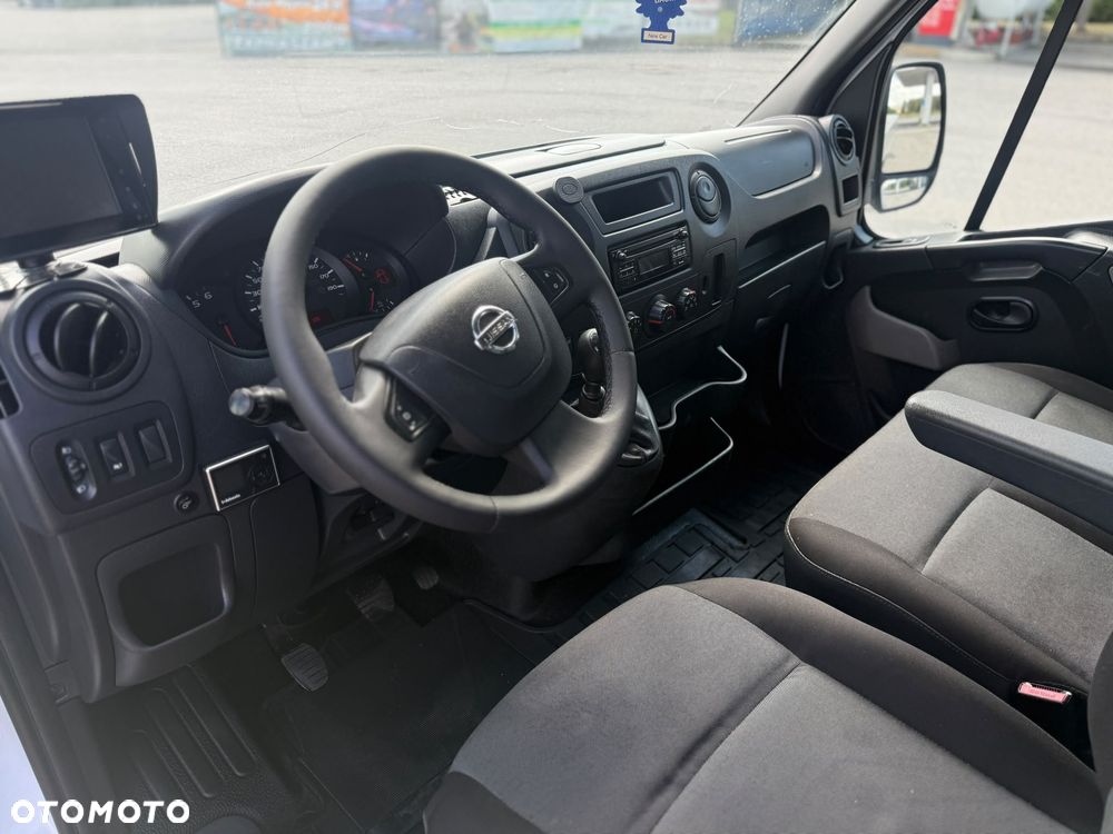 Nissan Nv400 - 4