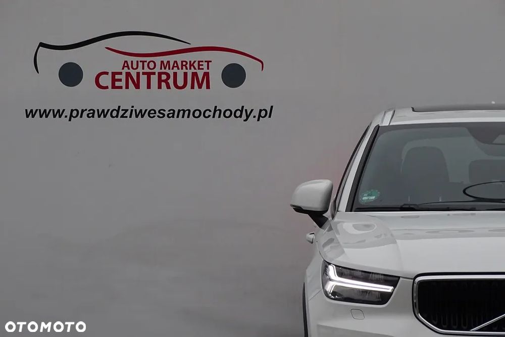 Volvo XC 40 T4 AWD Momentum Pro - 35