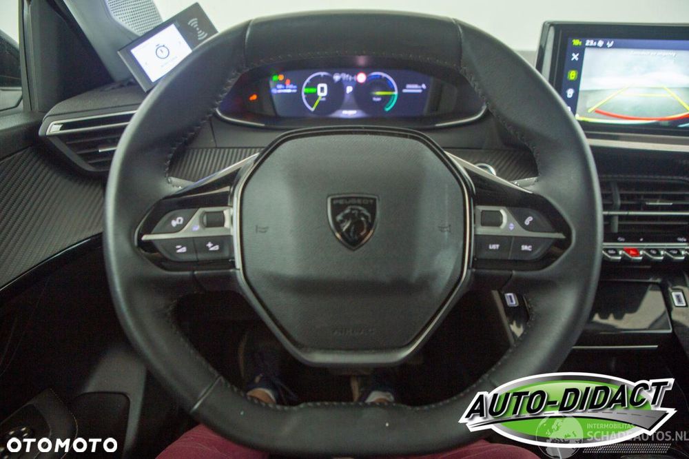 Peugeot 208 Elektromotor 136 Allure Pack - 38