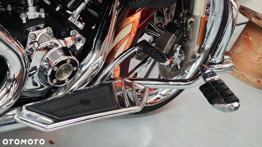 Harley-Davidson FLHXS Special - 34