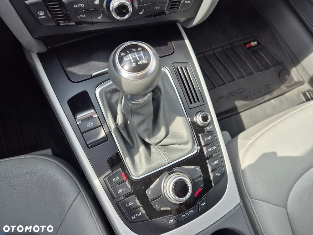 Audi A4 Avant 2.0 TDI ultra - 16
