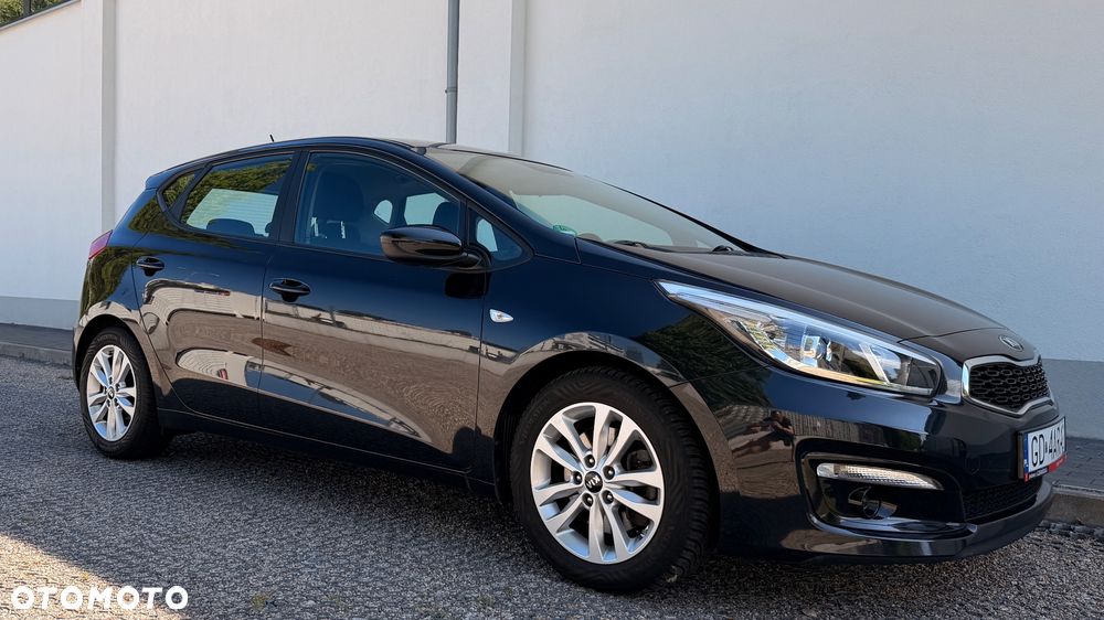 Kia Ceed 1.4 CVVT UEFA EURO 2016 - 2