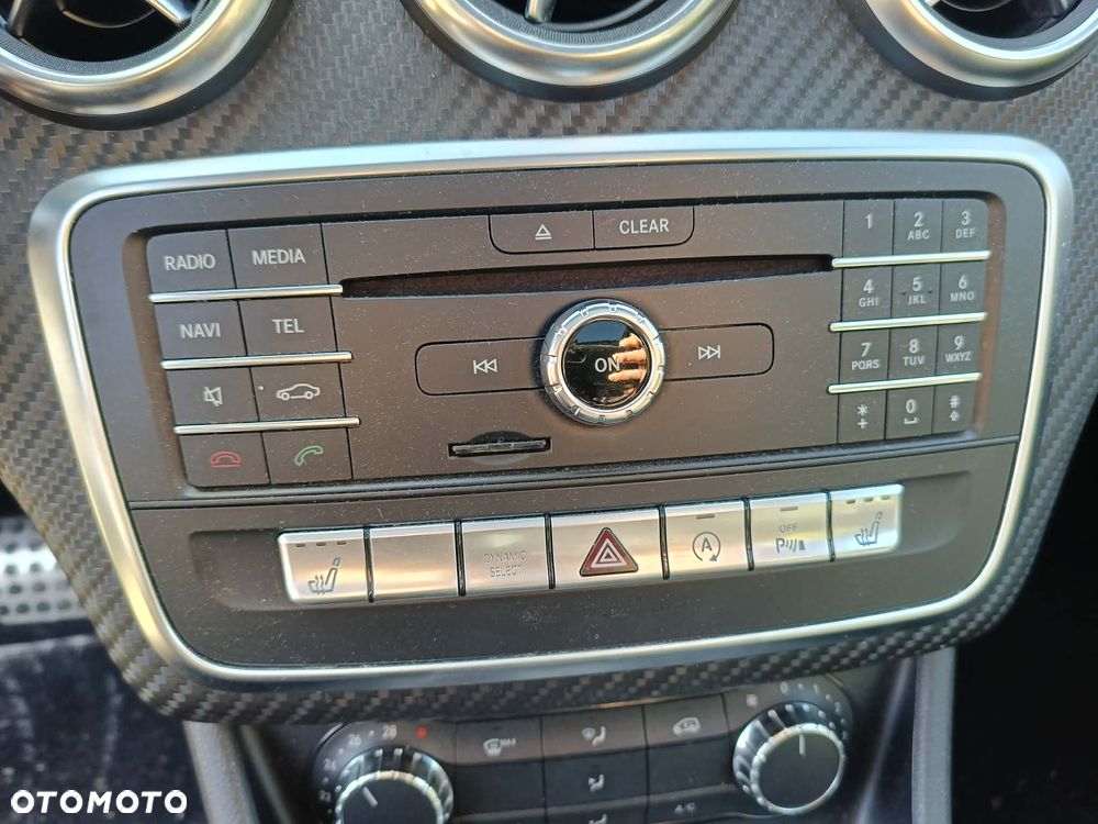 Mercedes-Benz Klasa A 200 7G-DCT AMG Line - 28