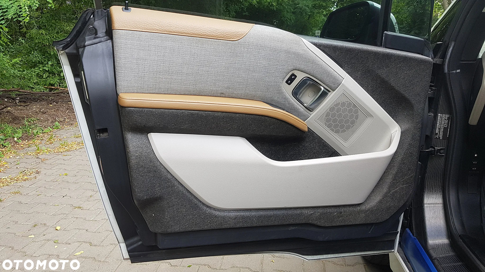 BMW i3 (Range Extender) - 17