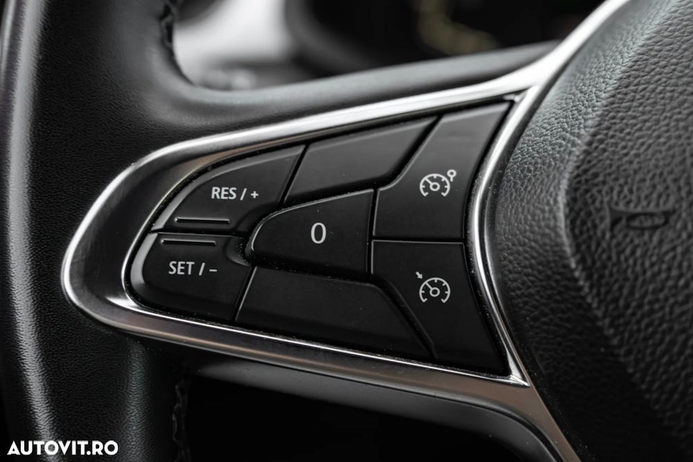 Renault Captur MHEV 140 Techno - 18