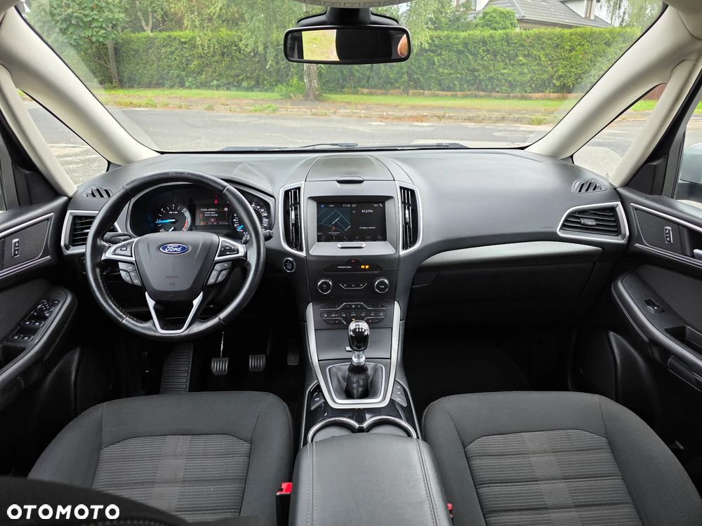 Ford Galaxy - 5