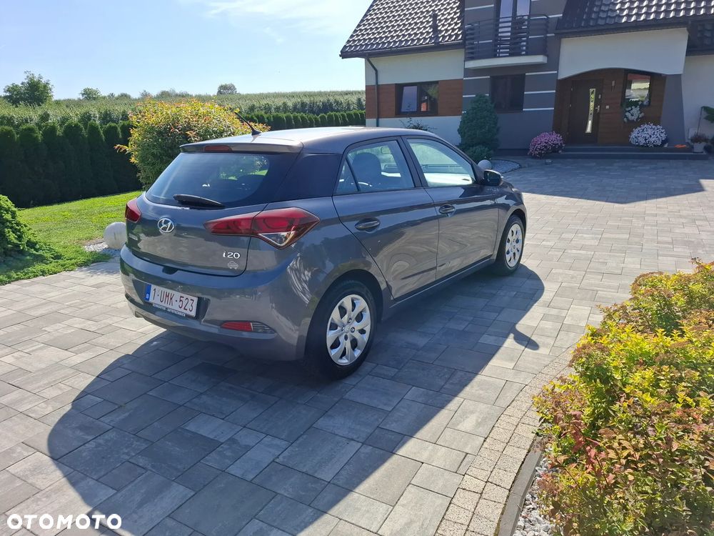 Hyundai i20 1.2 Fresh - 14
