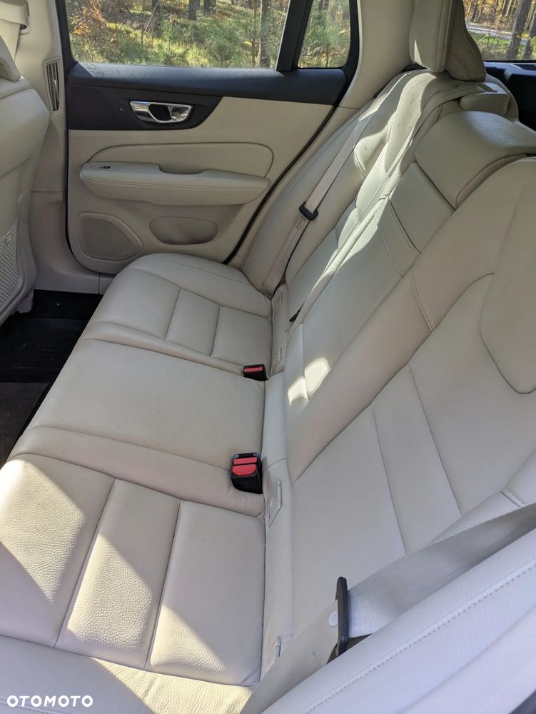 Volvo V60 T5 Geartronic Momentum Pro - 19