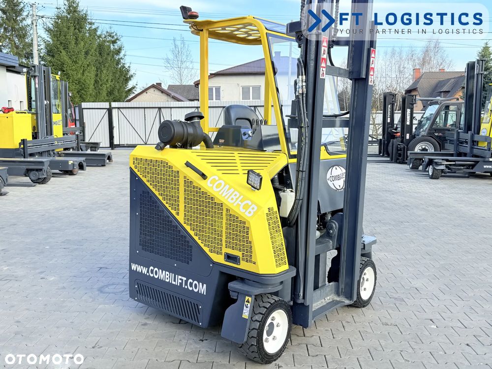 Combilift WÓZEK CZTEROKIERUNKOWY - WIELOKIERUNKOWY | COMBILIFT CB3000 | GAS | TRIPLEX 4900MM | WOLNY SKOK | POZYCJONER WIDEŁ | PRZESUW WIDEŁ | STAN IDEALNY | Szeroka oferta wózków czterokierunkowych i bocznych, dopasowanych do różnorodnych potrzeb i zastosowań - 36