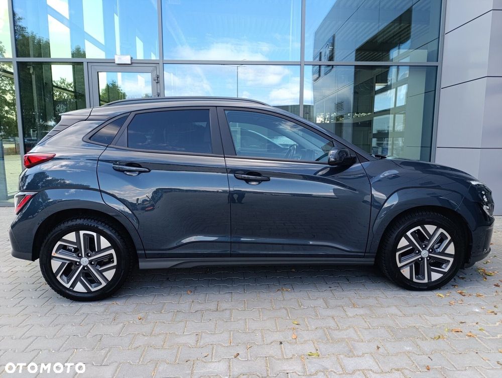 Hyundai Kona - 8
