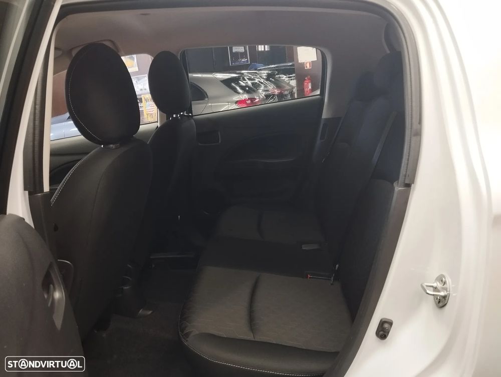 Mitsubishi Space Star 1.2 Intense Connect Edition - 12