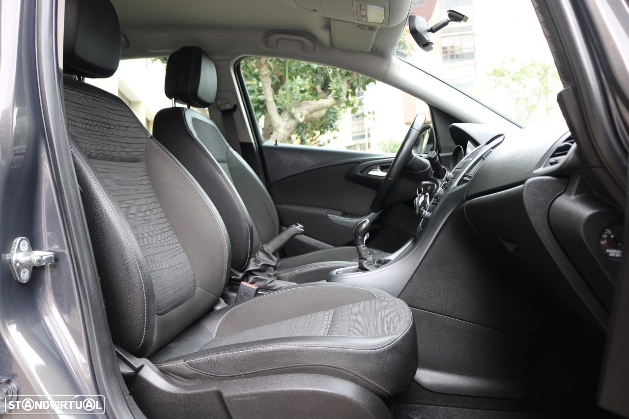 Opel Astra Sports Tourer 1.3 CDTi Executive S/S - 20