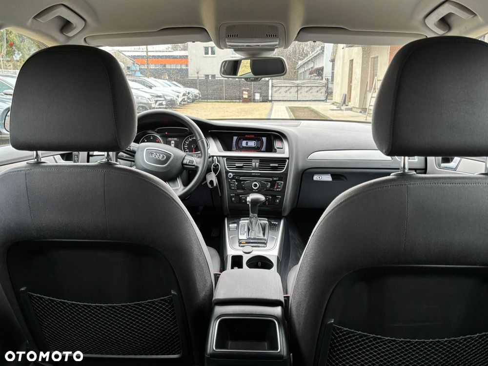 Audi A4 Avant 2.0 TDI DPF clean diesel multitronic S line Sportpaket - 31