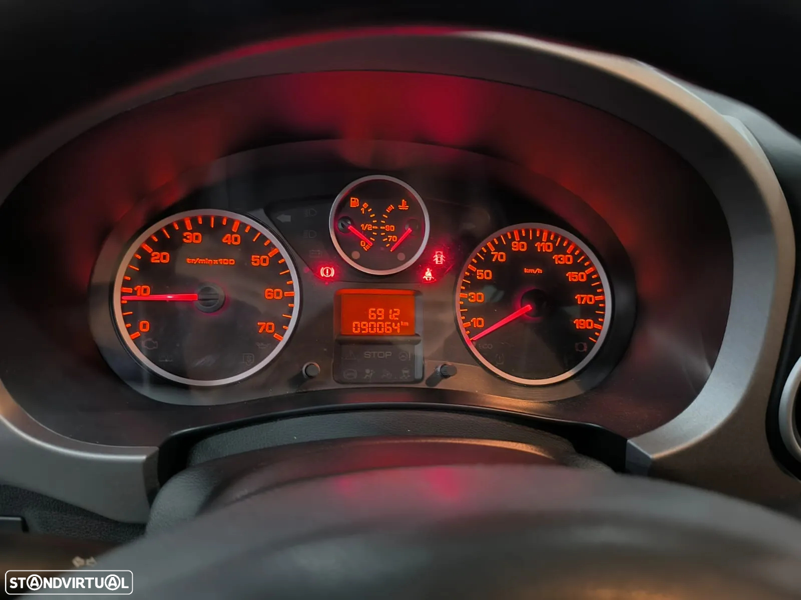 Citroën Berlingo 1.6 BlueHDi Feel 7L - 32