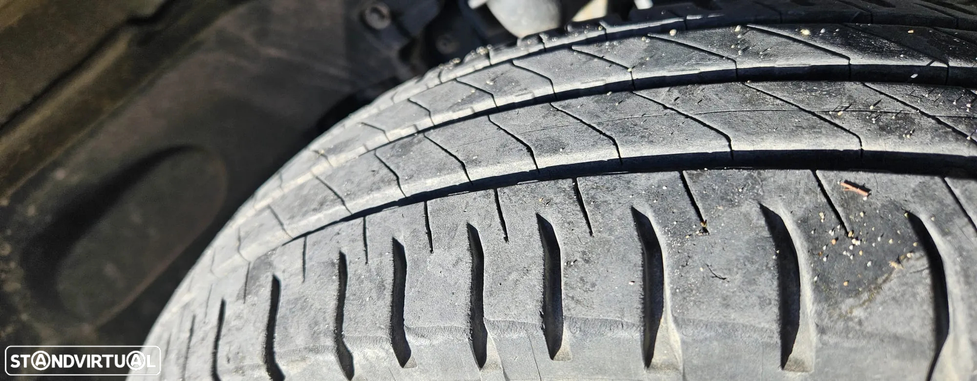 Iveco 2.3 35 C14 3000 CD - 17