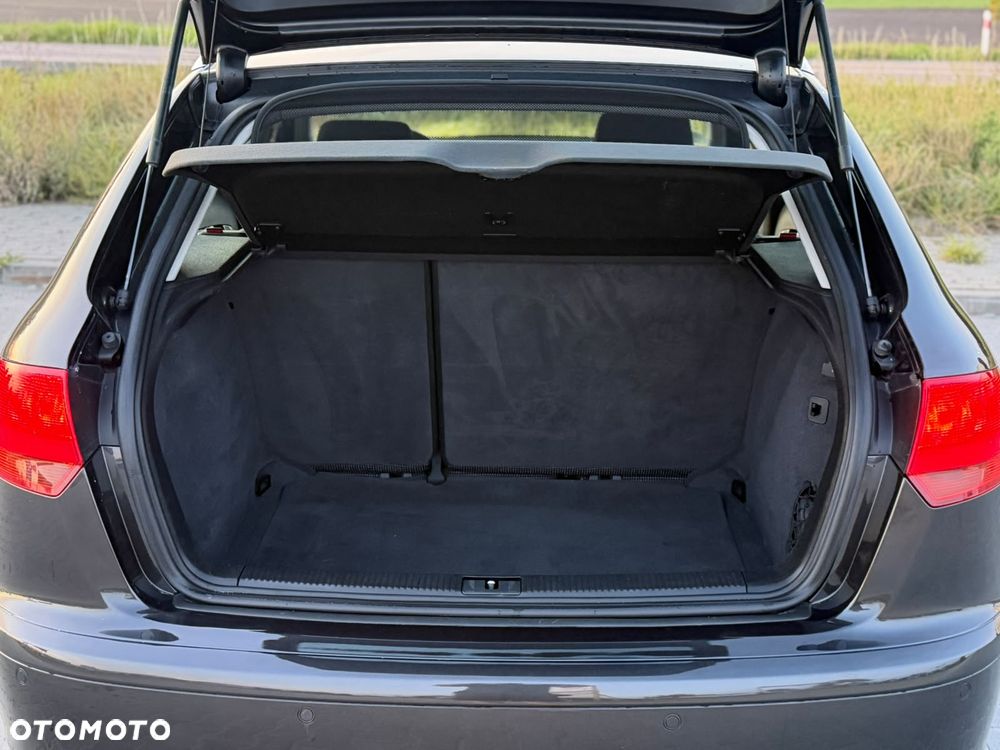 Audi A3 Sportback - 15