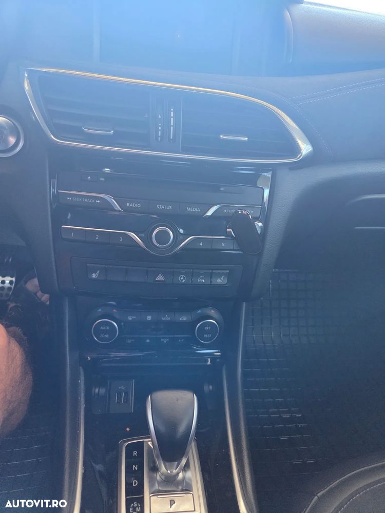 Infiniti Q30 2.2d DCT AWD Luxe Tech - 9