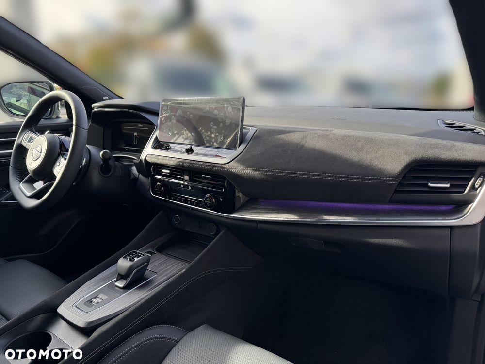 Nissan Qashqai 1.3 DIG-T mHEV Tekna+ Xtronic - 12