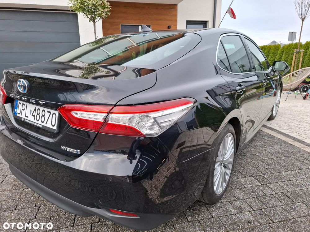 Toyota Camry 2.5 Hybrid Executive CVT - 29