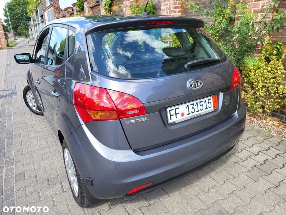 Kia Venga - 20