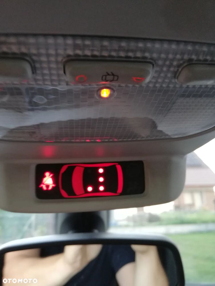 Peugeot 3008 1.6 Premium+ - 25