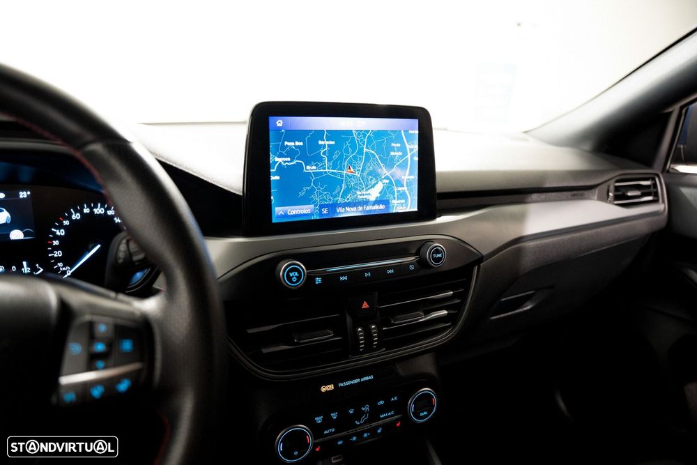Ford Focus 1.0 EcoBoost MHEV ST-Line - 5
