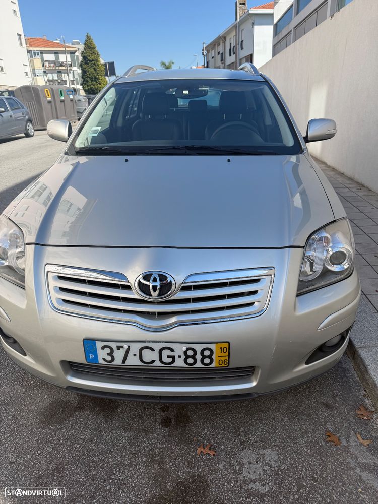 Toyota Avensis SW - 1
