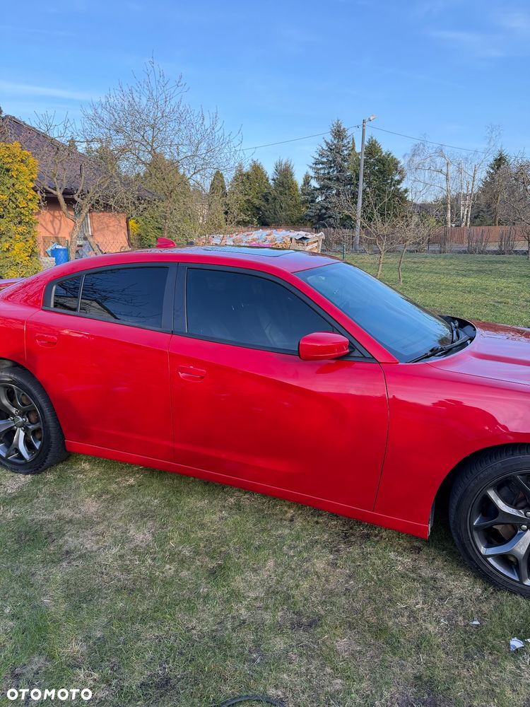 Dodge Charger 5.7 V8 RT - 10