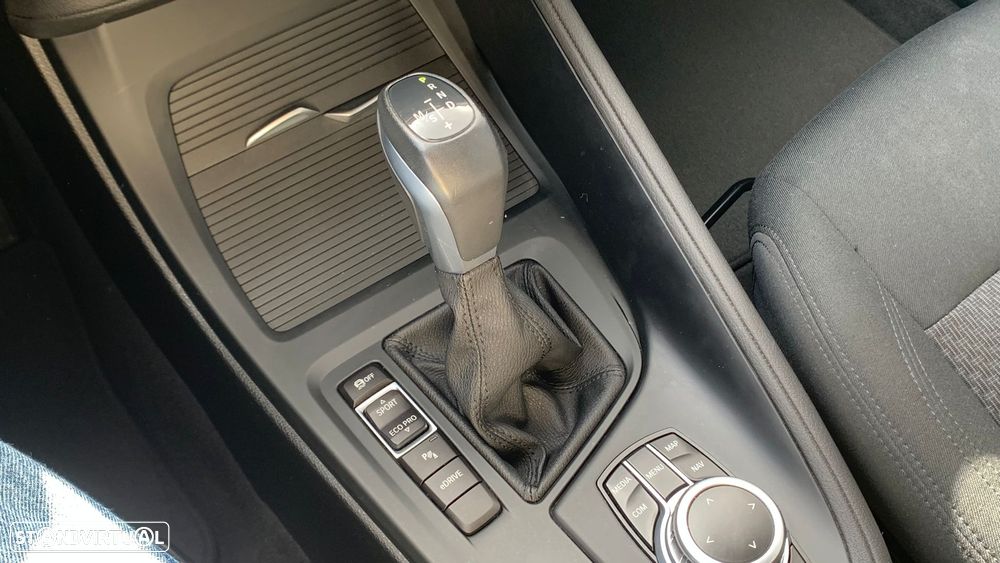 BMW X1 xDrive25e Advantage - 12