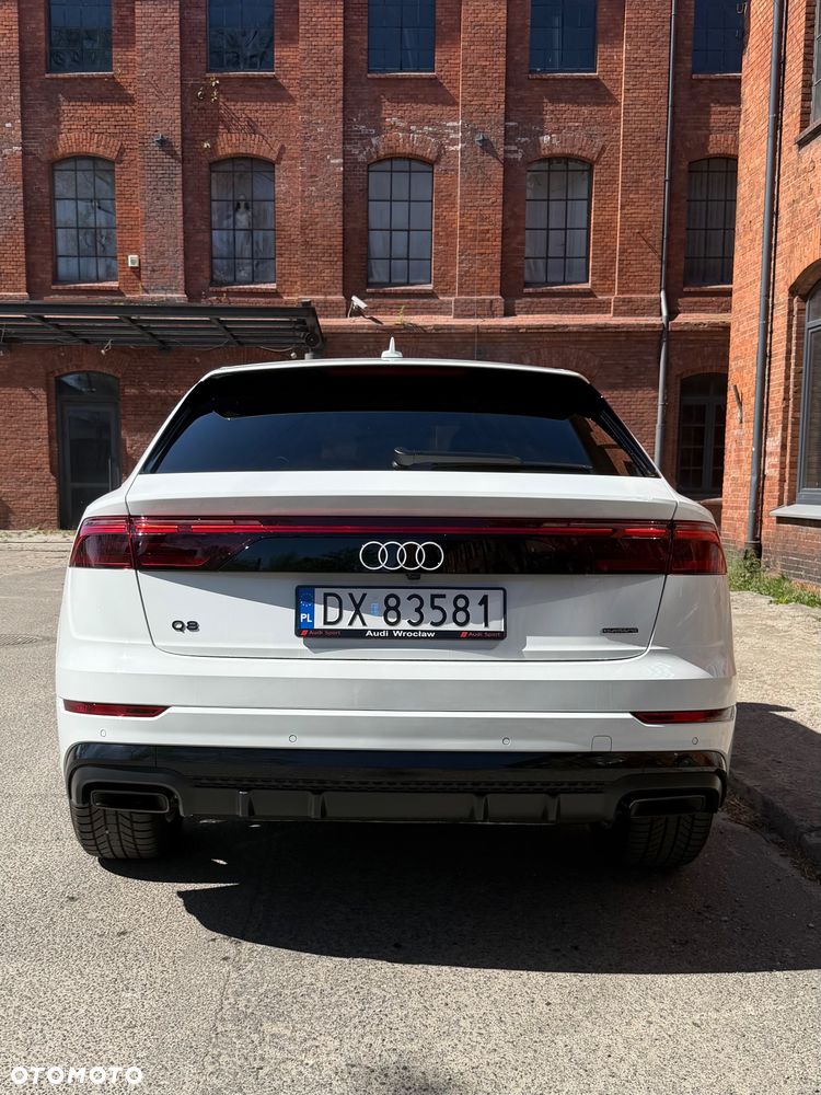Audi Q8 55 TFSI e PHEV Quattro Tiptronic - 4