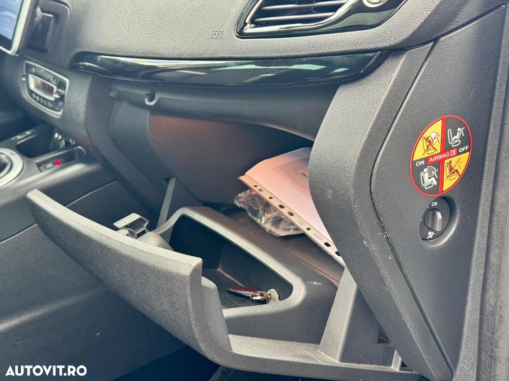 Renault Scenic - 34