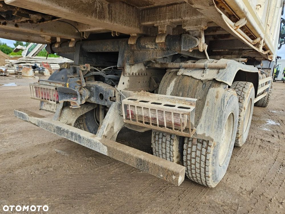 Mercedes-Benz 3336 - 6