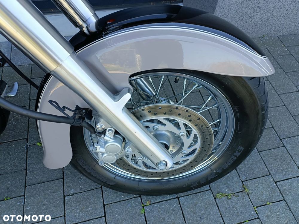 Yamaha XVS - 6