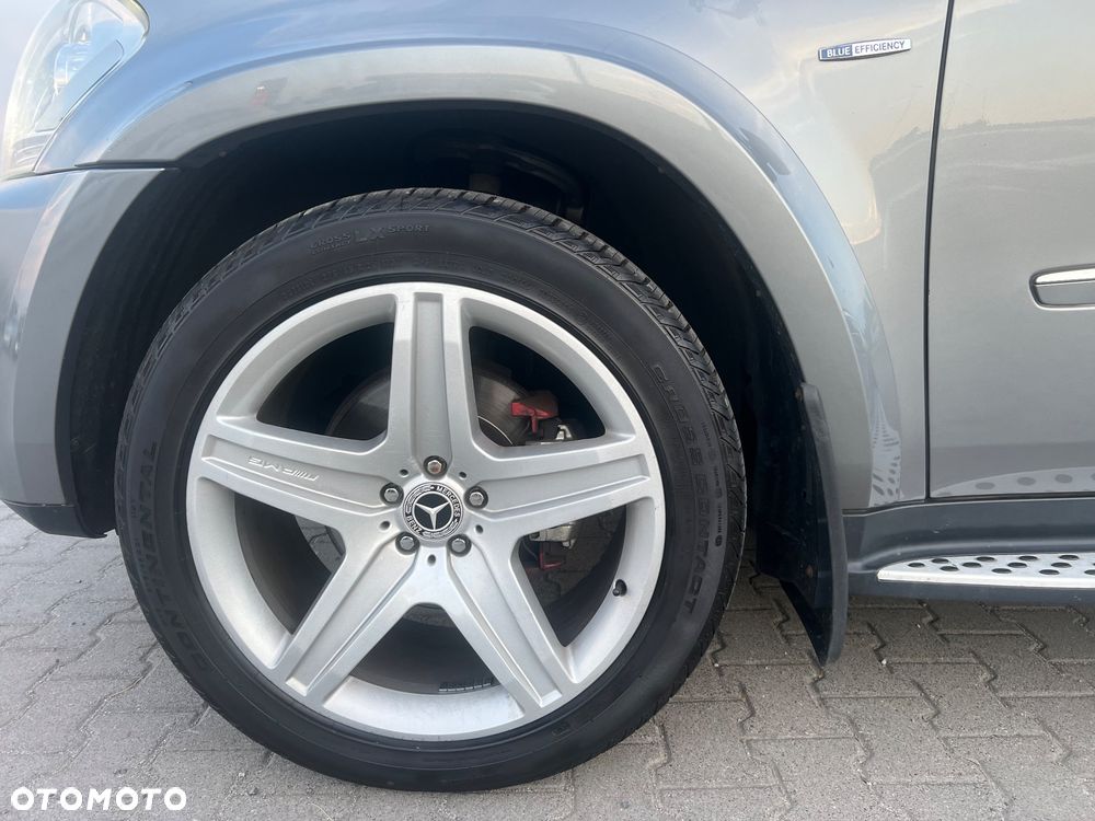 Mercedes-Benz GL 350 BlueTEC 4-Matic - 8
