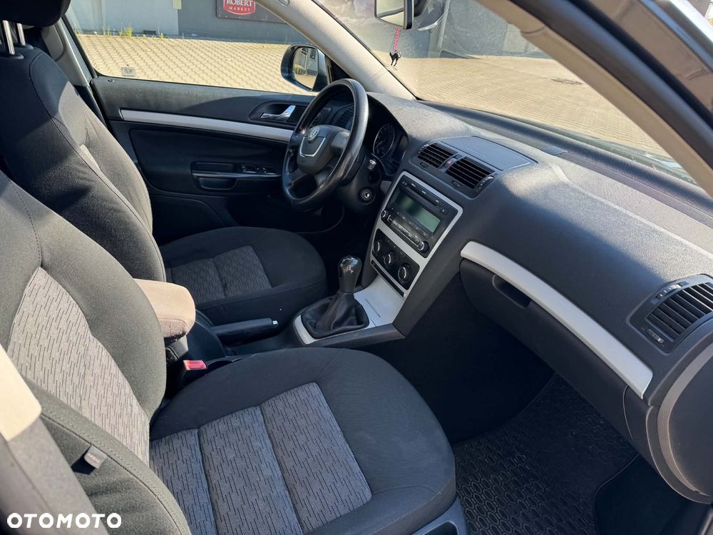 Skoda Octavia - 3